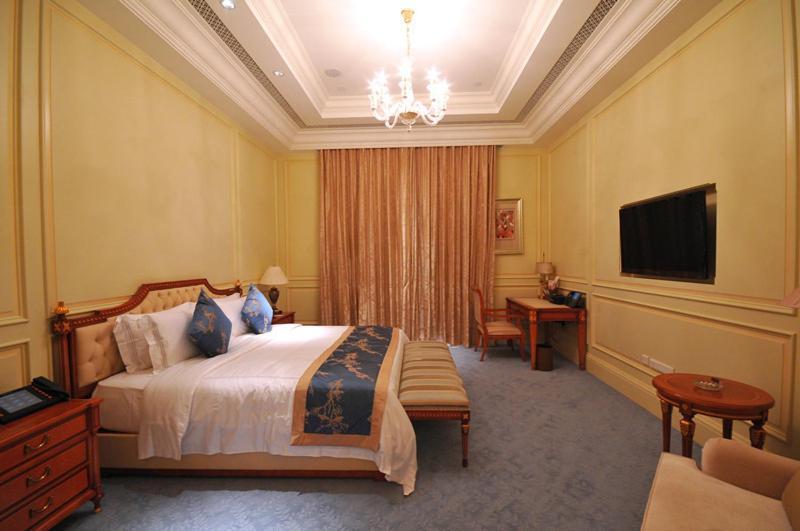 Greentown Rose Garden Hotel
