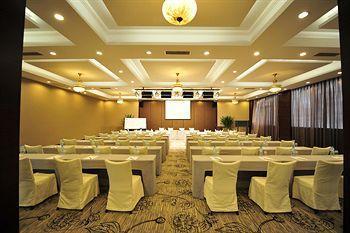 Hotel New Century Manju Luoshan @sniec