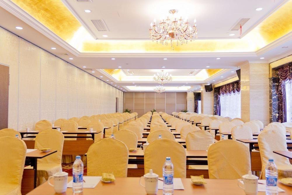 Hotel Jinfeng International