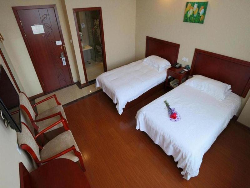 Khách sạn Greentree Pudong Airport Huaxia East Road Railway Station Shell 3*