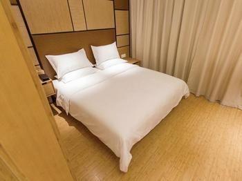 Otel Ji Zhoupu Branch 4*
