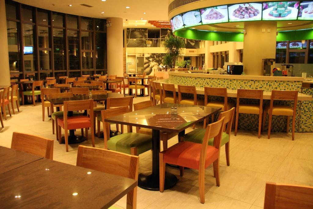 L'otel Hotel 4*