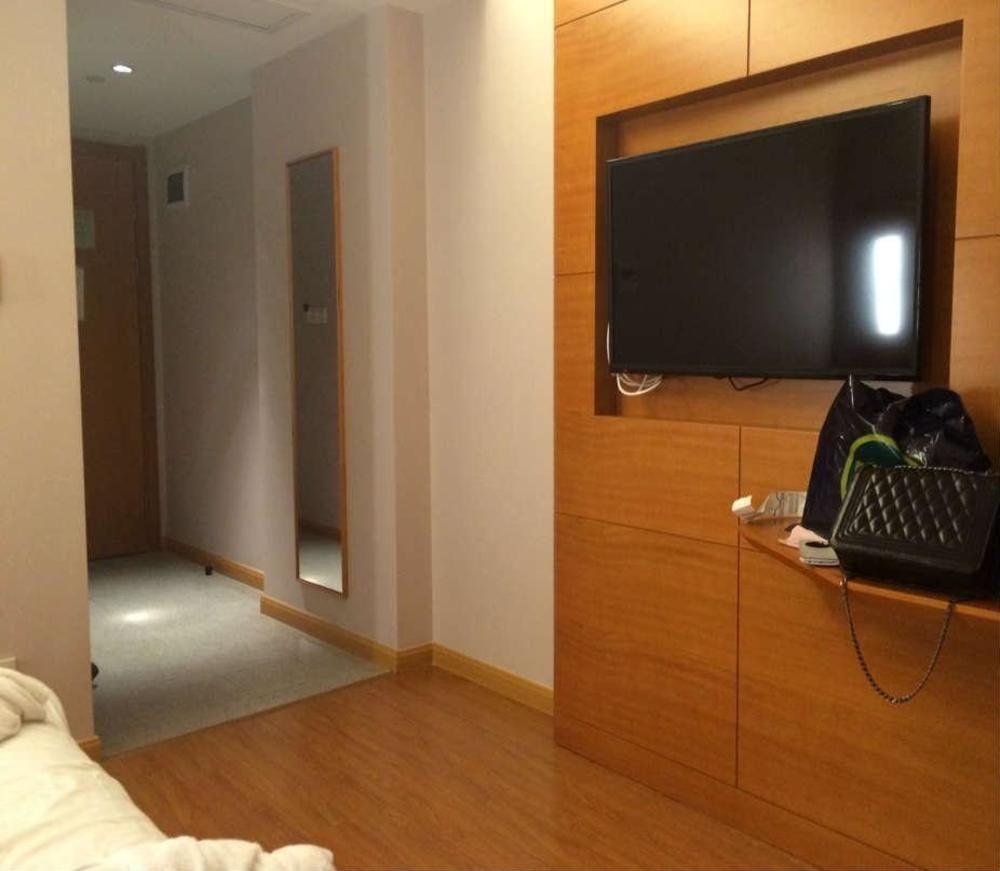 Hotel All Seasons 3*