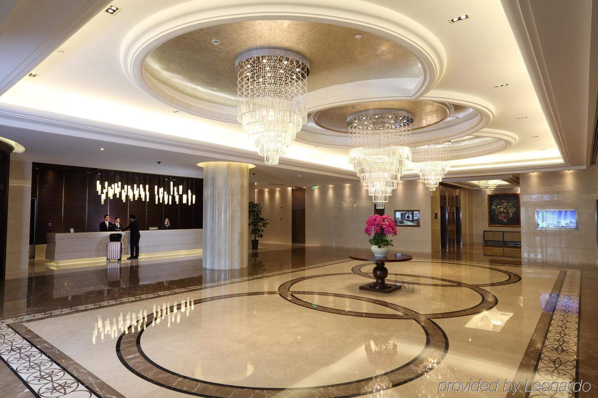 Evergreen Laurel Hotel,