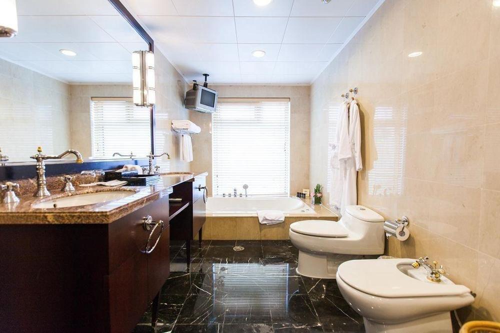 Hotel Yopark Serviced Apartment-shimao Riviera Garden 5*