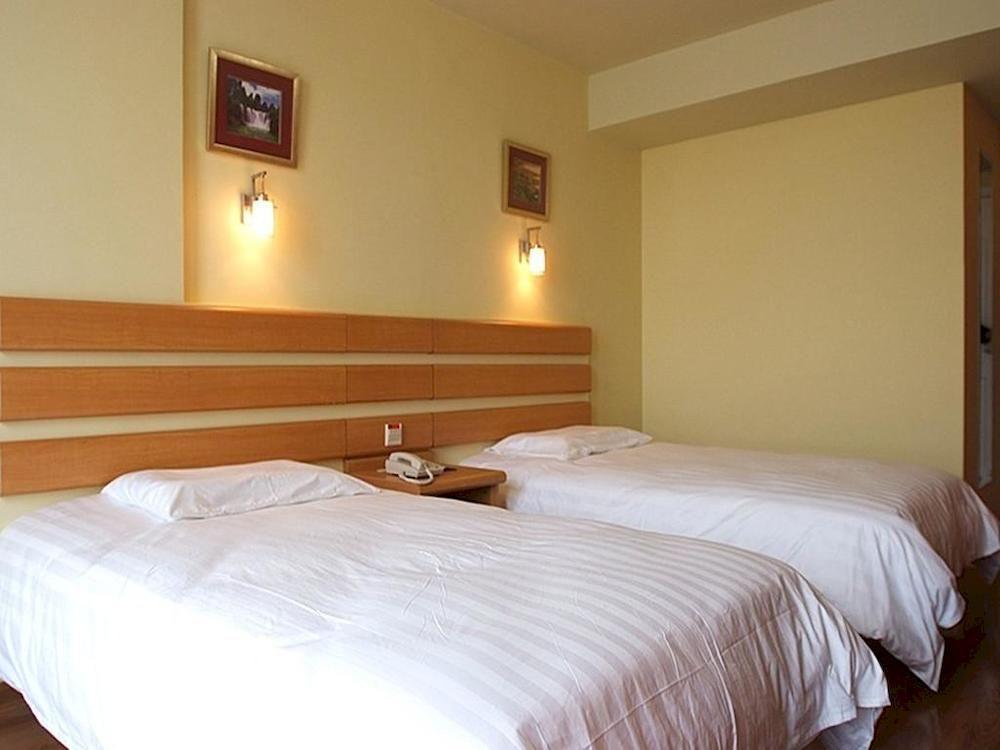 Hotel The Bund Chenghuang Temple