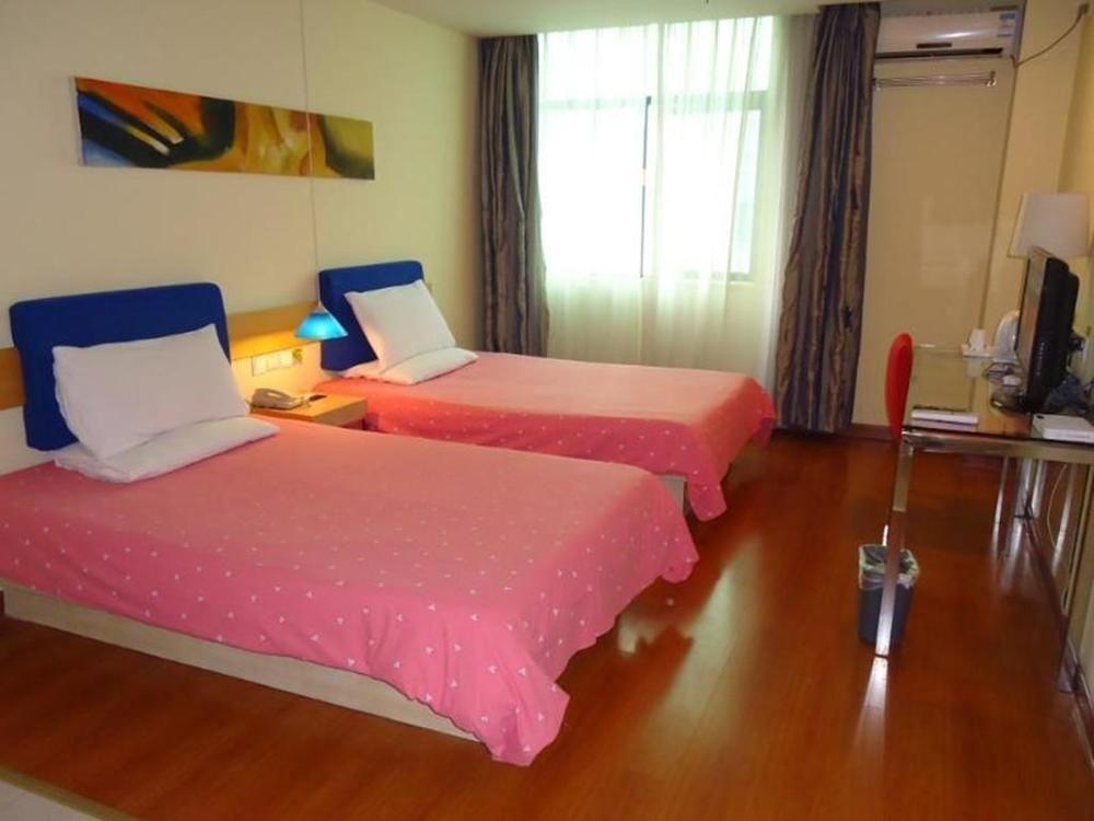 Hotel The Bund Chenghuang Temple