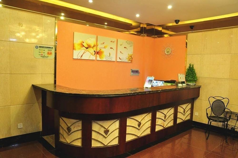 Hanting Premium Oriental Pearl Tower Shanghai