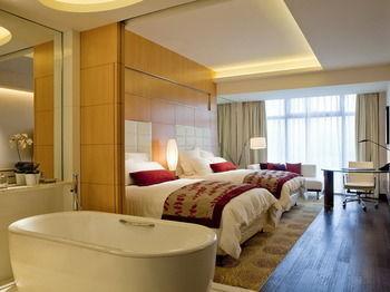 Renaissance Putuo Hotel 5*
