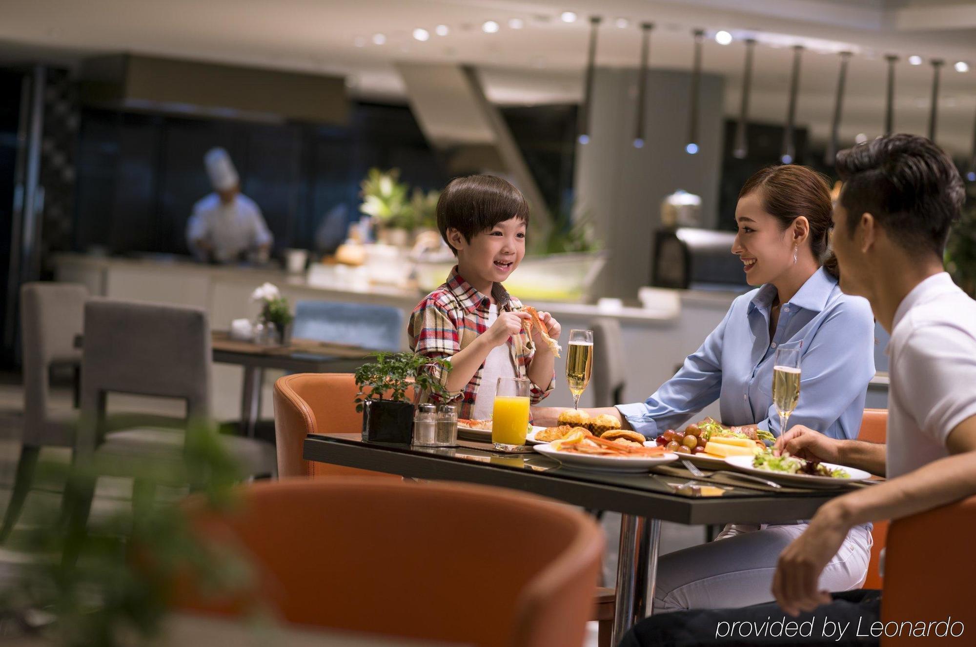 Parkline Century Park 5* Shanghai