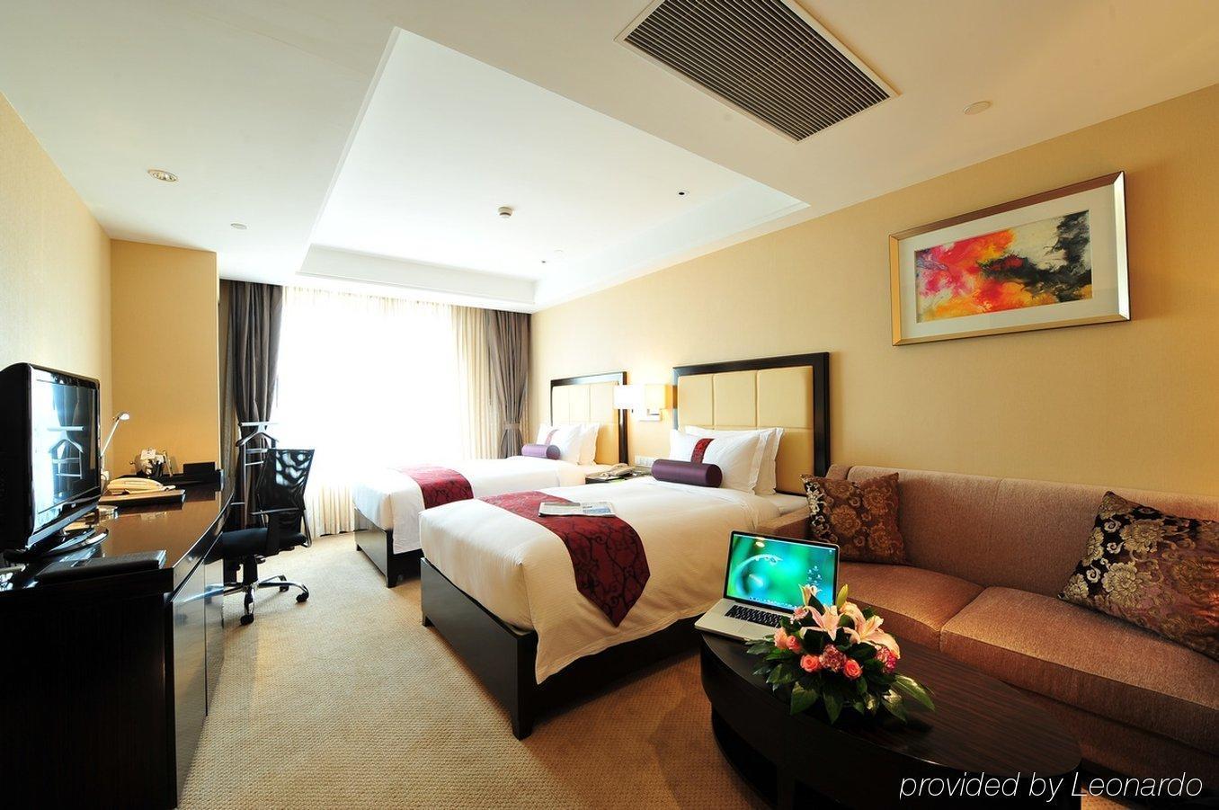 Lee Gardens 4* Şanghay
