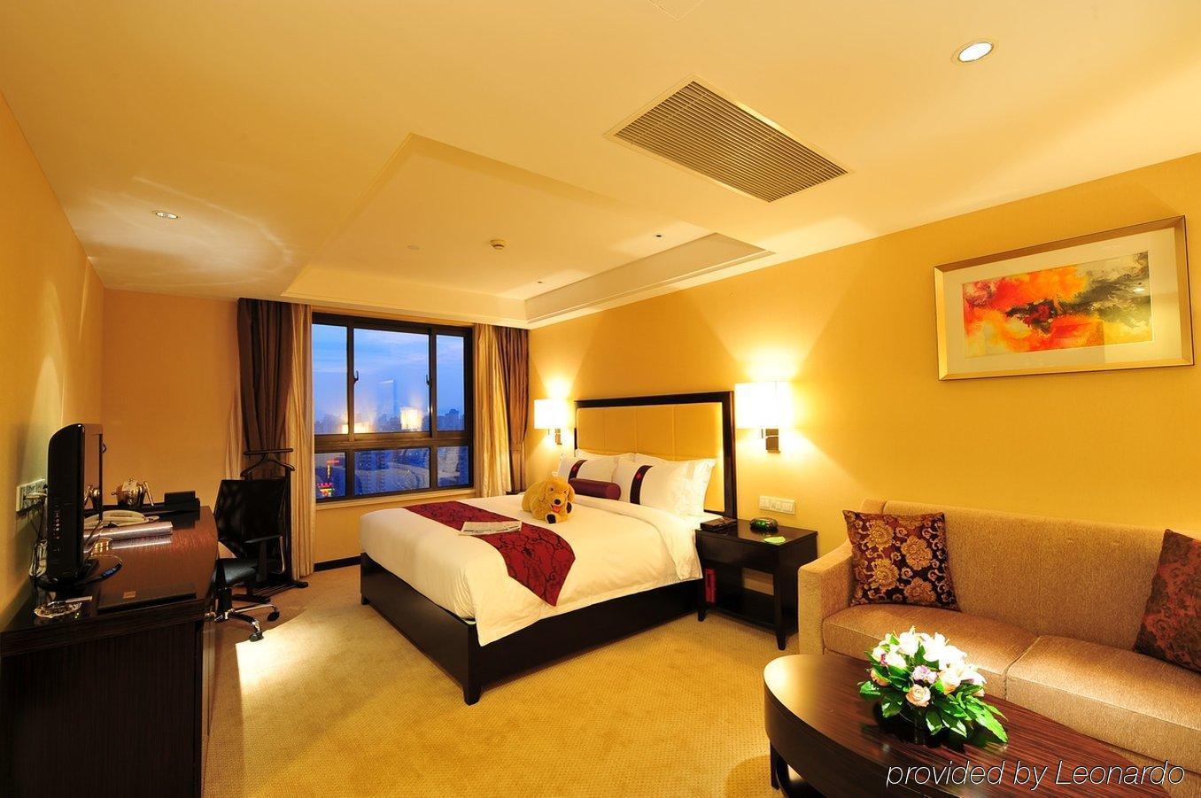 Lee Gardens 4*