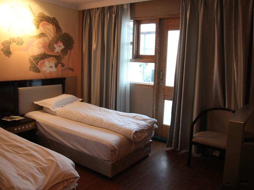 Fish Bund 3* Shanghai
