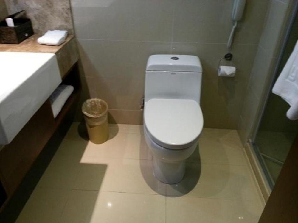 Yitel Airport 4*