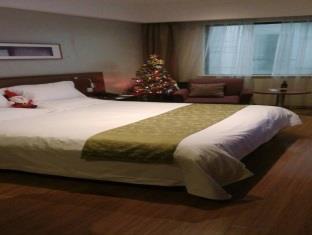 Yitel Airport Hotel 4*