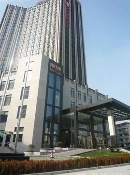 Ramada Plaza Pudong South 4*