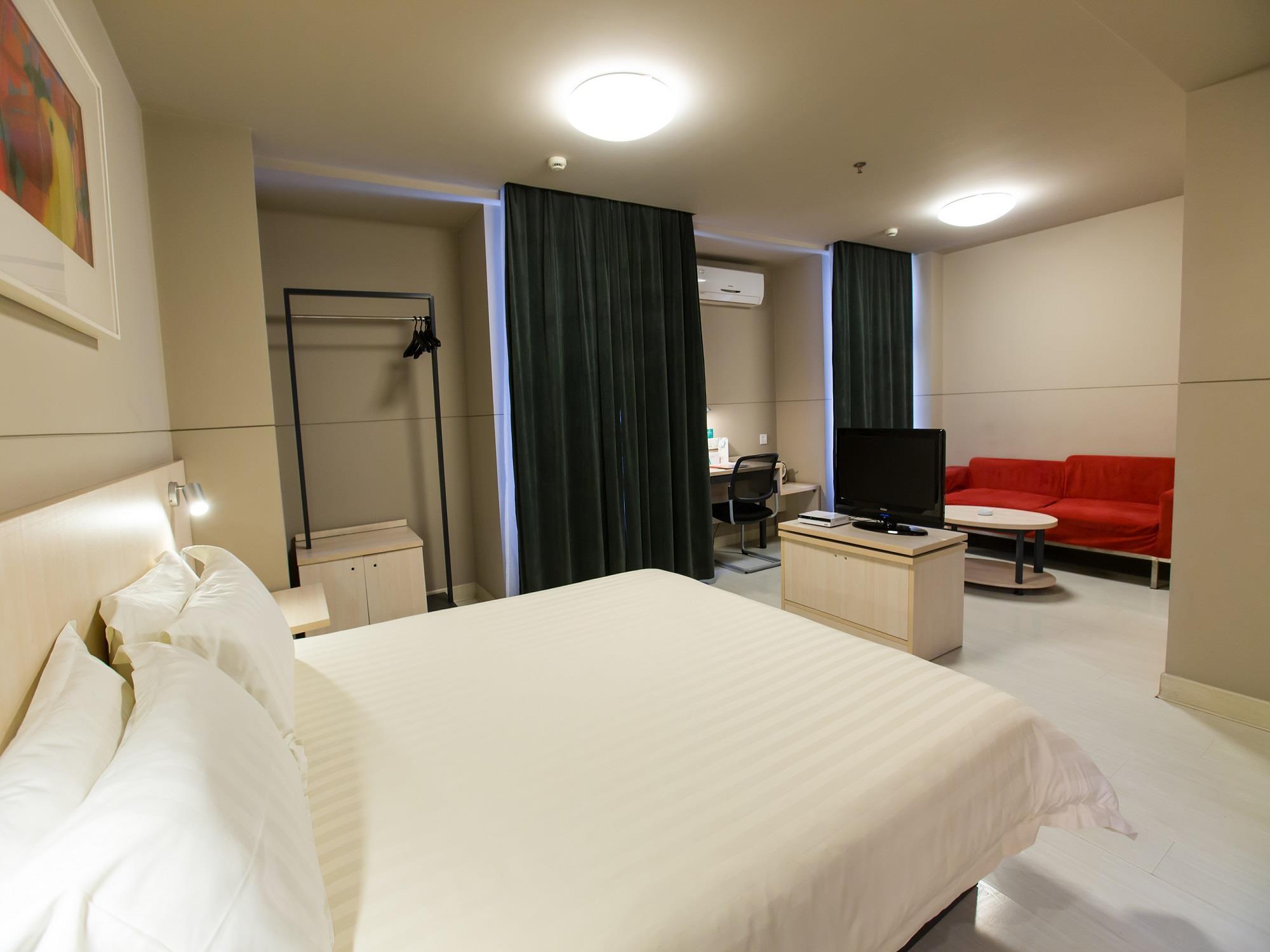 Jinjiang Pudong Huinan Hotel