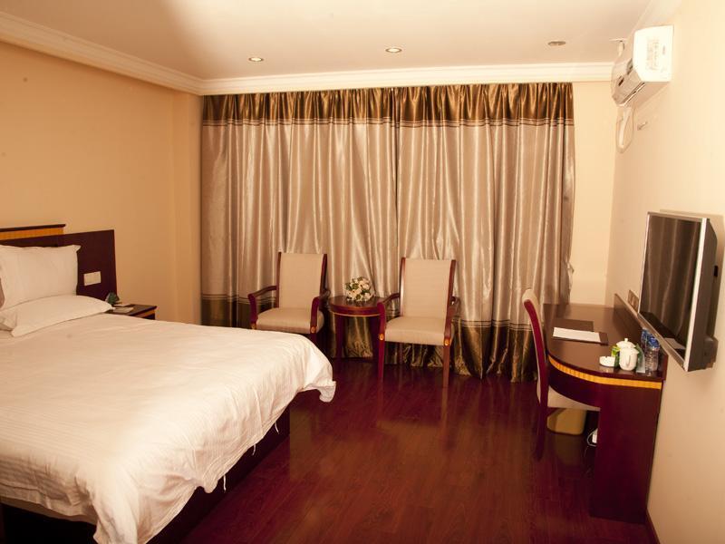 Greentree Minhang Development Zone Subway Station Business 3* Shanghai