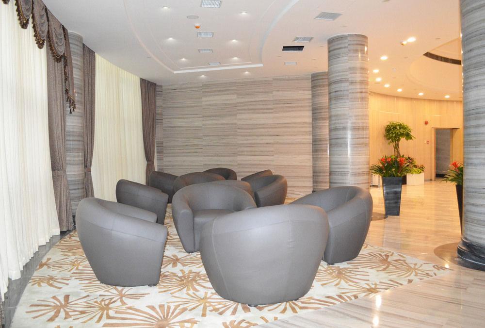 Noble Center Hotel