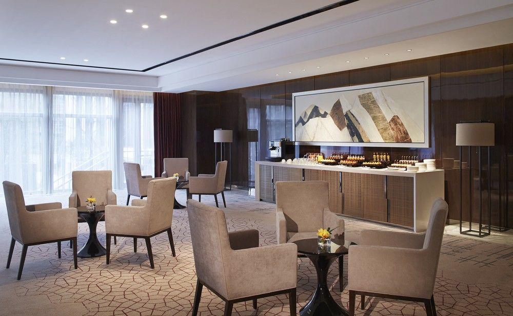 Marriott Parkview Hotel 5*