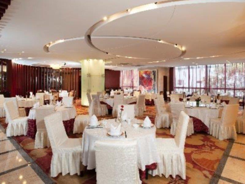 Khách sạn Pudong Nanpu By Ihg 4*