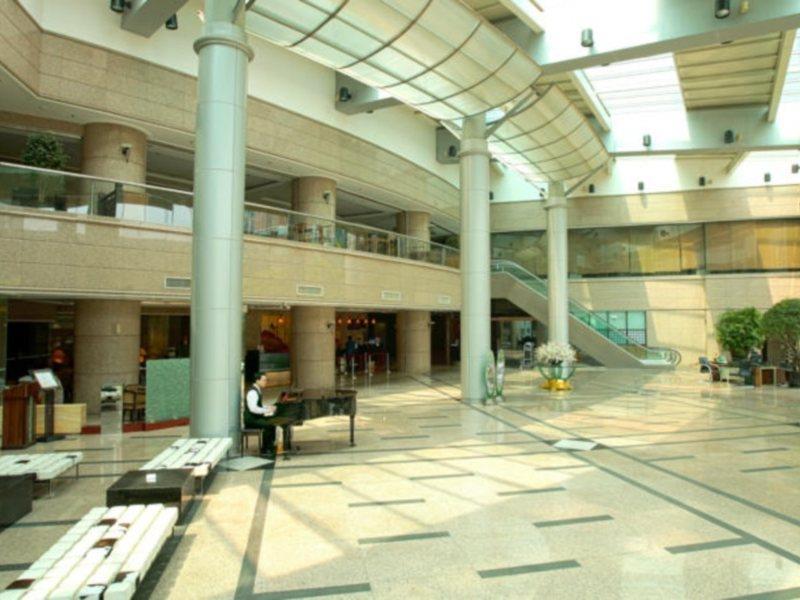 Khách sạn Supreme Tower 4*