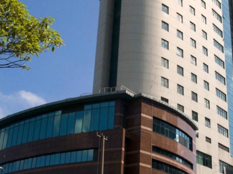 Hotel Gubei Garden Hongqiao 4*