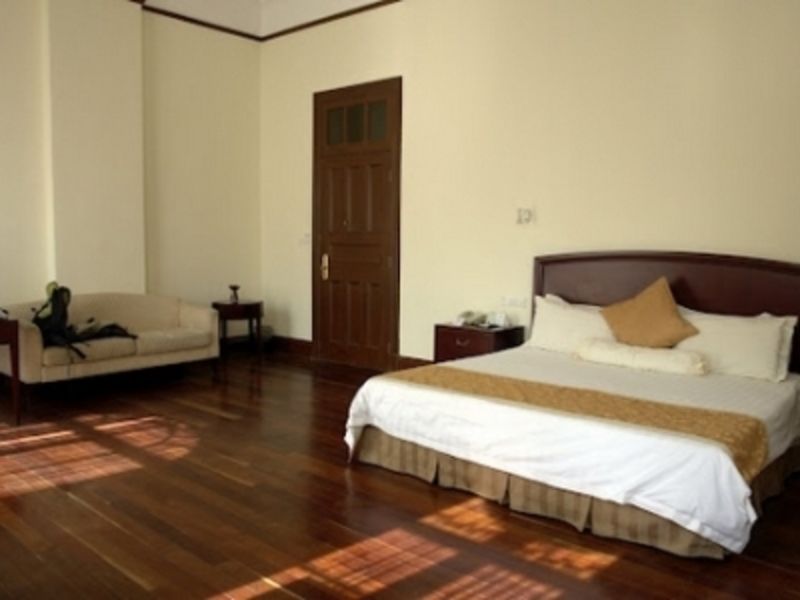 Hotel Astor House 3*