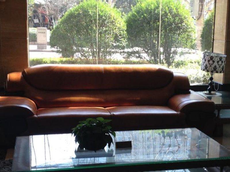 Hua Jing Grand Hotel 3*