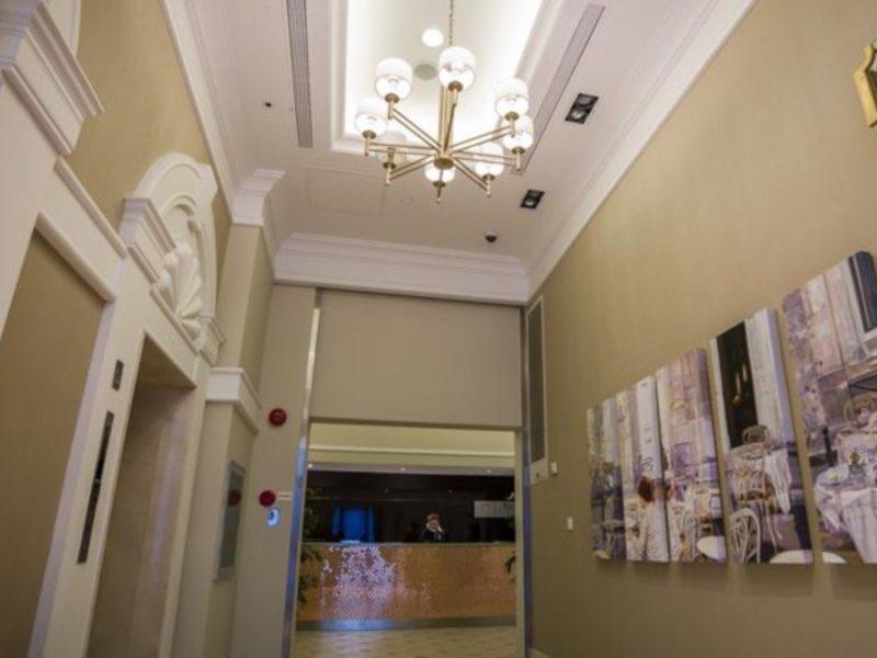 Green Court City Center, Aparthotel 4*