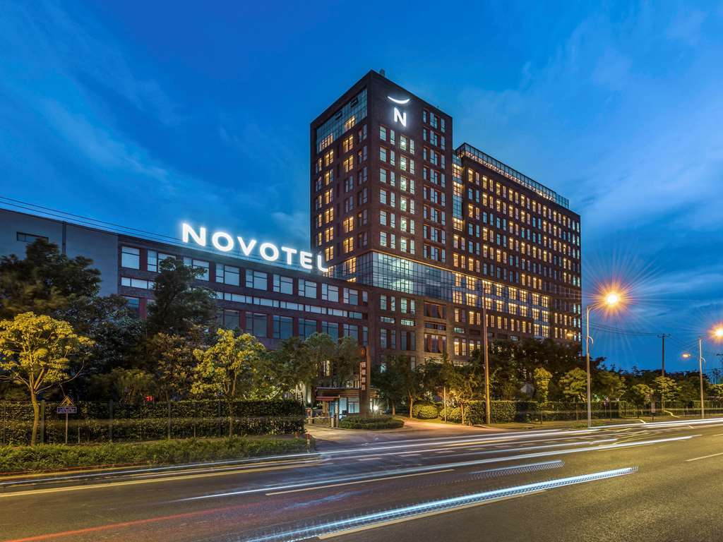 Novotel Clover Hotel 5*