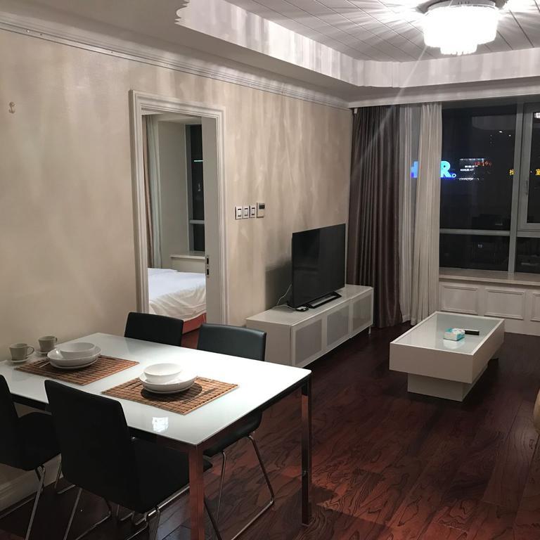Ri Yue Guang Apartment 2*