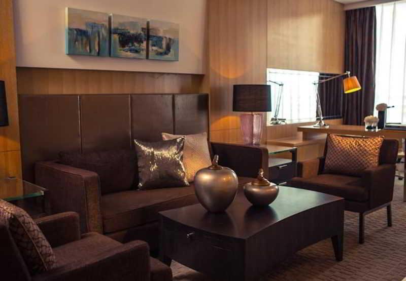Renaissance Caohejing Hotel 5*