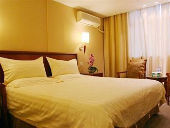 Greentree Sichuan North Road Hotel 2*