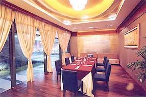 River Front Business Hotel 4*