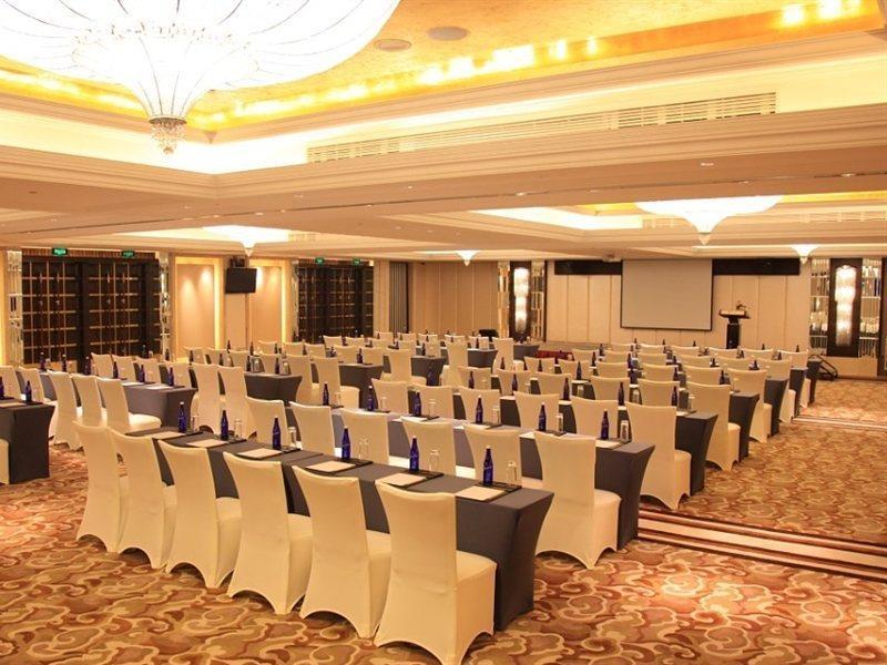 Hotel Hongqiao Airport - Air China 5*