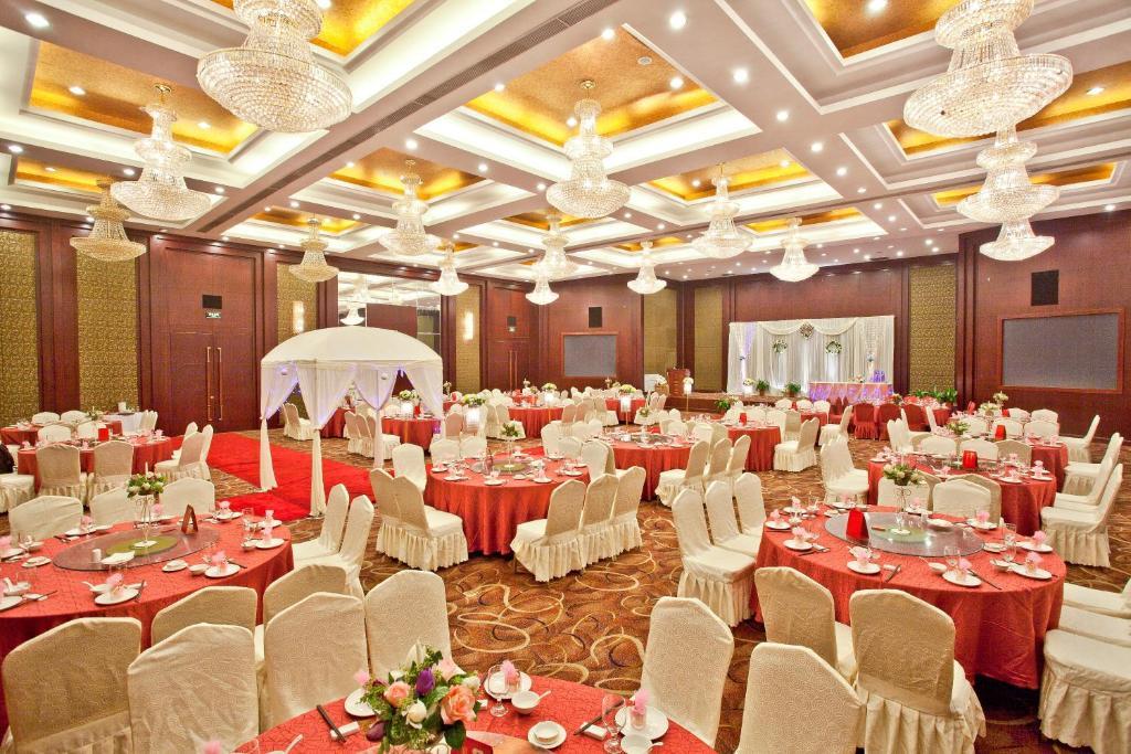 Onehome Yalong International Shanghai