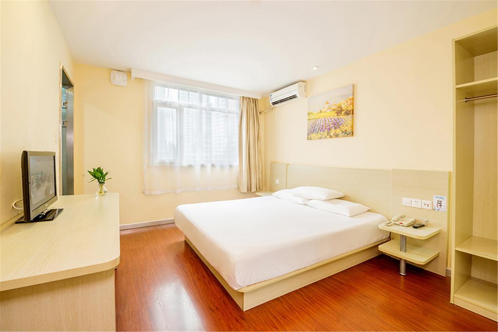 Hotel Hanting Express Shanghai Pudong Airport