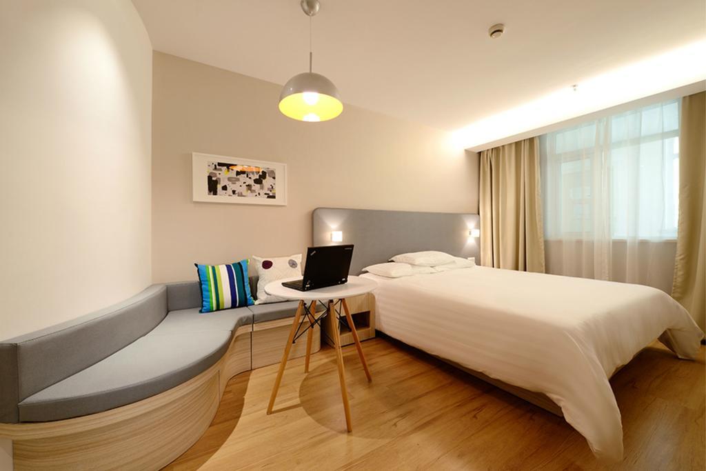 Hanting The Bund East Yan'an Road Hotel 3*