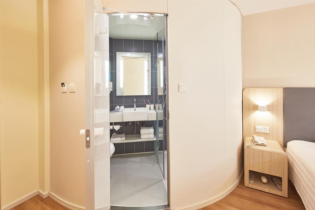 Hotel Hanting Hotel Shanghai Lujiazui Dongfang Road 2*