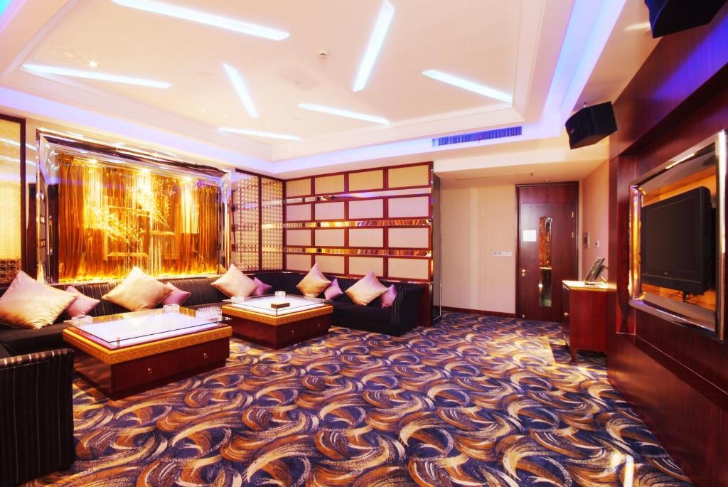 Hotel Harbor Lakeside 4*