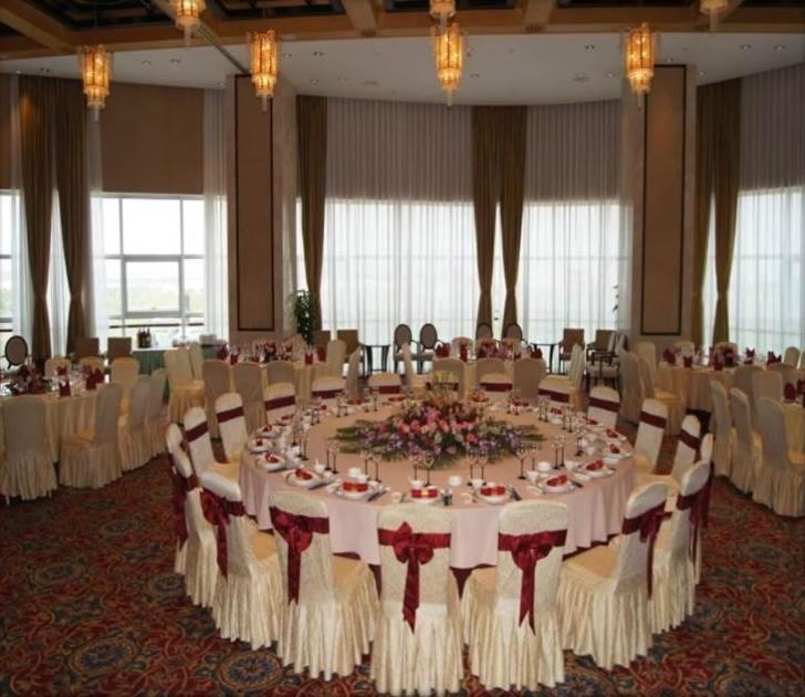 Hotel Harbor Lakeside 4*