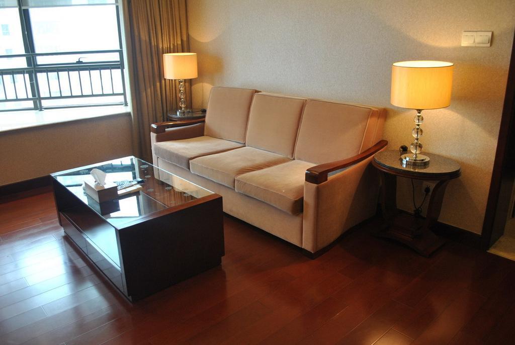 Ziyuan Service *