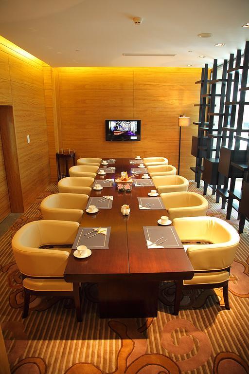 Hongqiao Airport - Air China Hotel