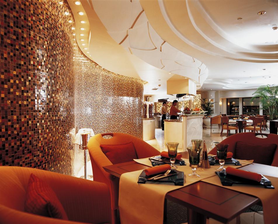 Hotel Jw Marriott At Tomorrow Square 5*
