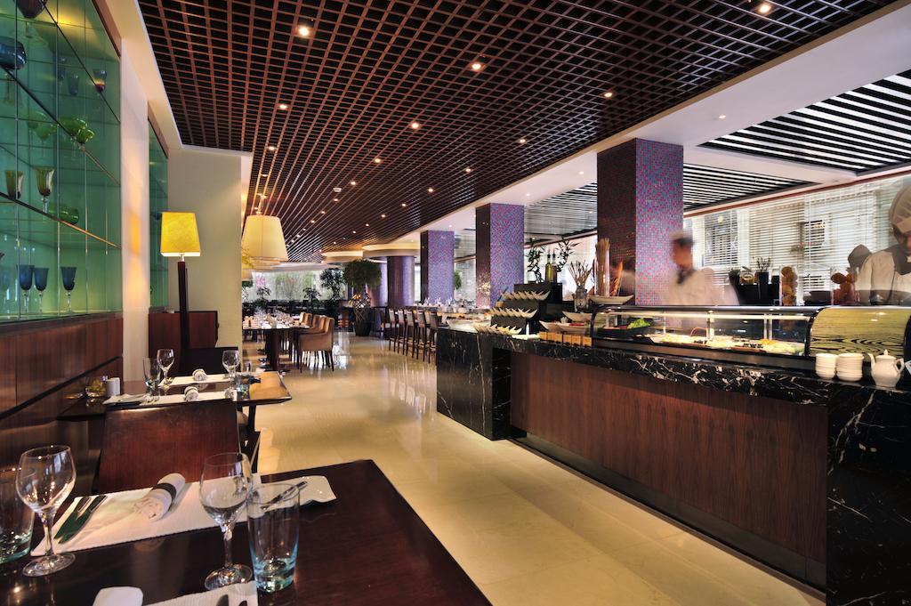 Radisson Collection Hyland Hotel 4*