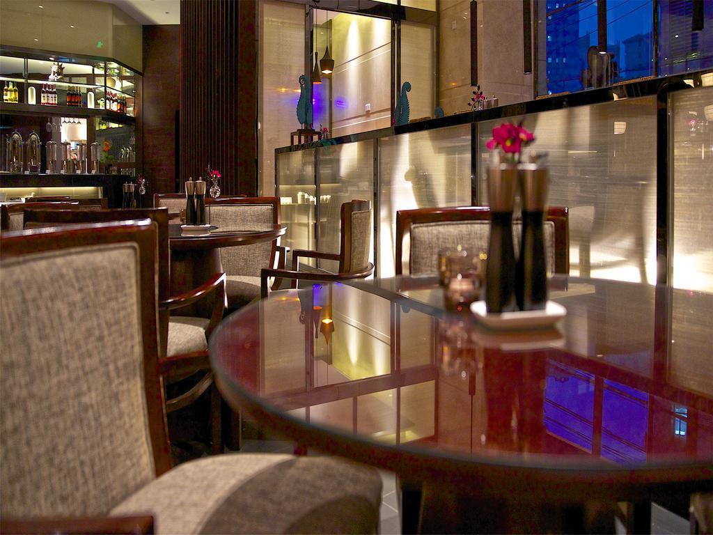 Hotel Ssaw Boutique Hongkou 3*