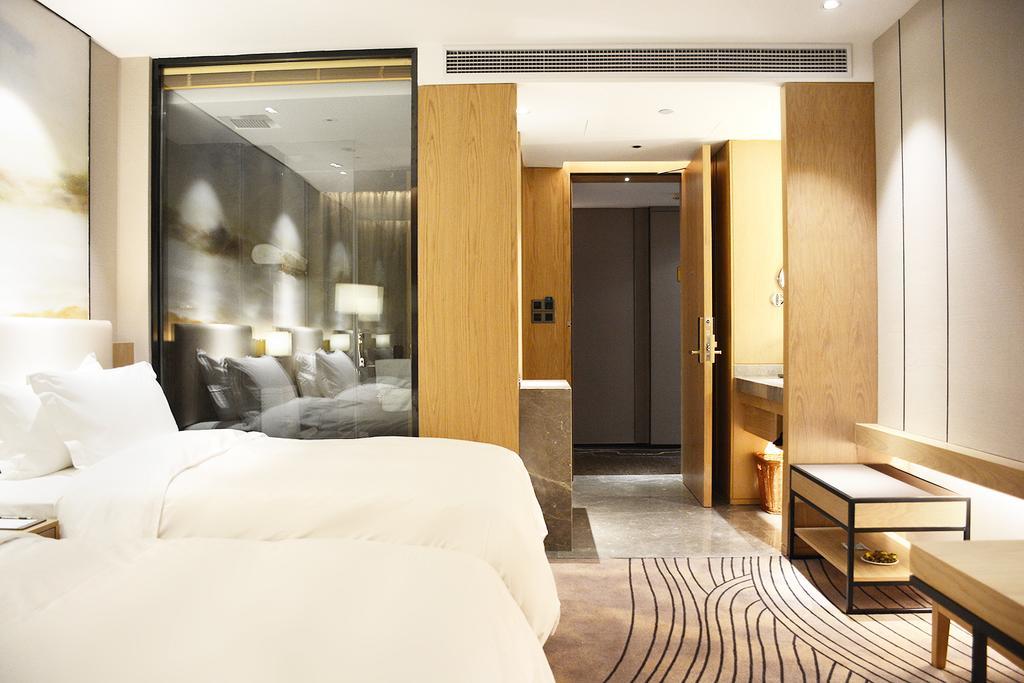 Shanghai Zhoupu Wanxin Hotel Hotel 4*