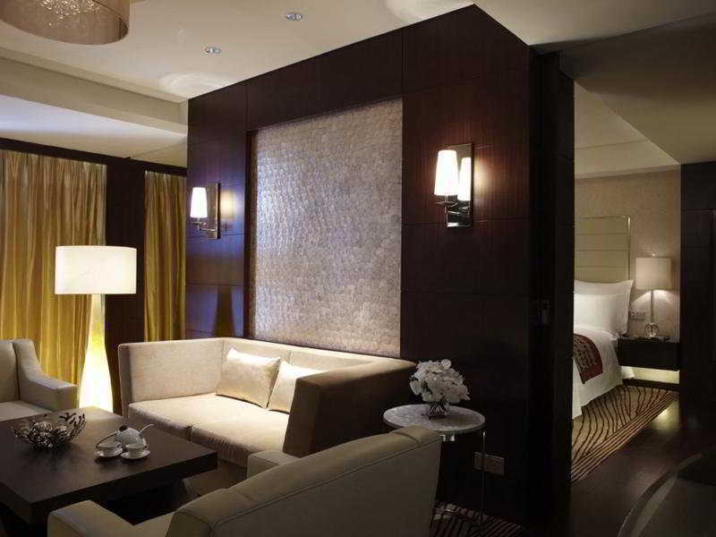 Renaissance Putuo 5*