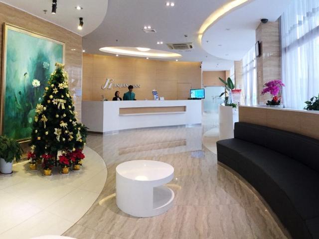 Jingjiang East China Normal 2* Shanghai